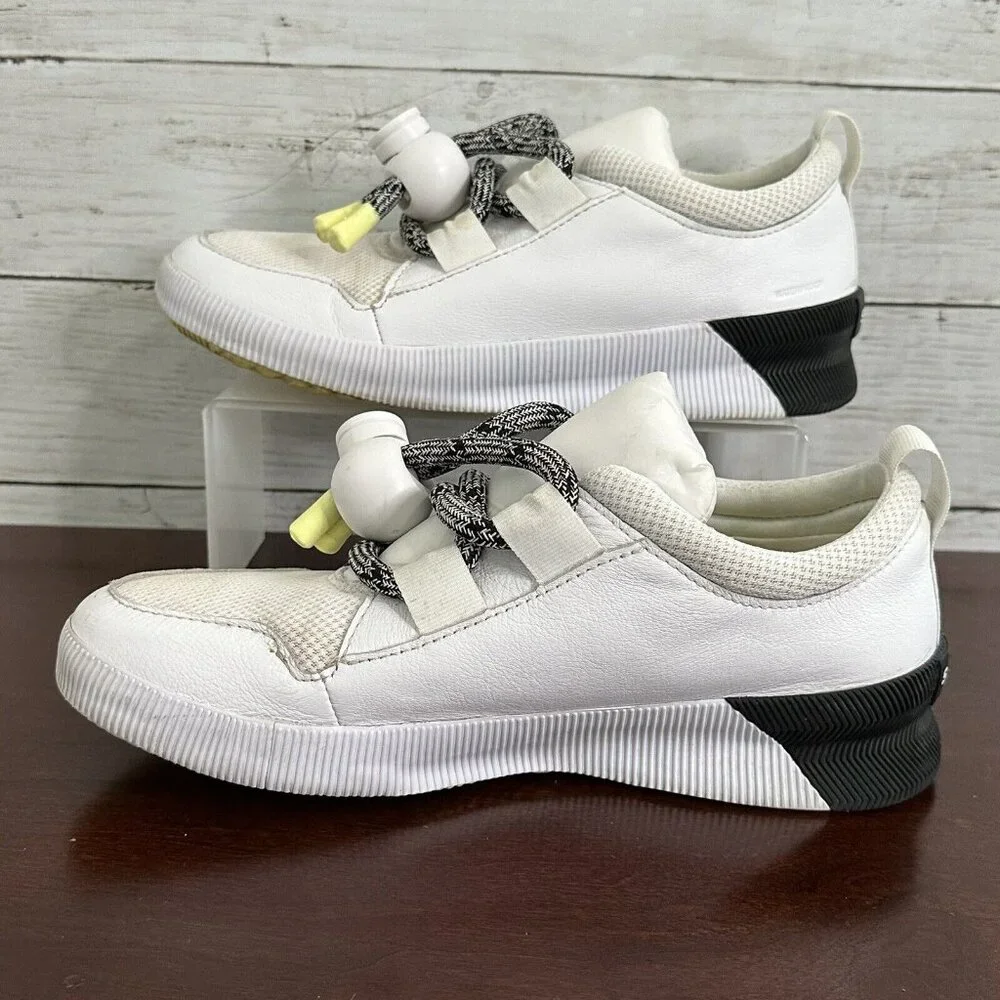 Sorel Women's Size 9 White Out N About Plus Sneakers Waterproof Streetwear